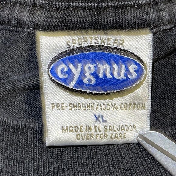 Vintage 2001 Pink Floyd The Wall Cygnus Movie Promo T-Shirt Size XL Band Tour - Picture 7 of 12